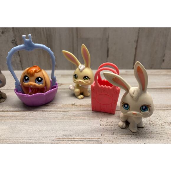 Vintage Littlest Pet Shop LPS Bunny Rabbit Lot - EUC - Picture 3 of 4
